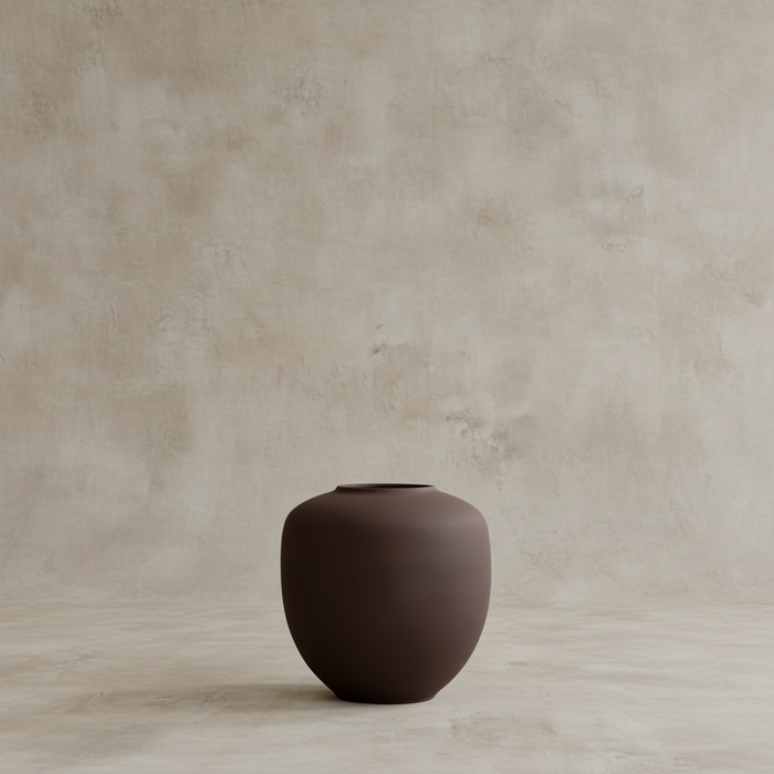 Sunao Vase Medio - Limewash Background