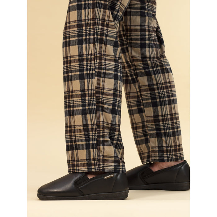Trent Black Slipper