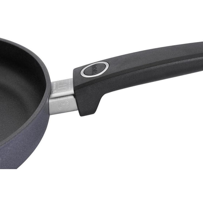 Woll Diamond Lite Saute Pan With Lid (Saute w/Lid, 9.5")