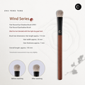 ZHU FENG TANG F951 flat-round eye shadow brush with wood handle, detail view